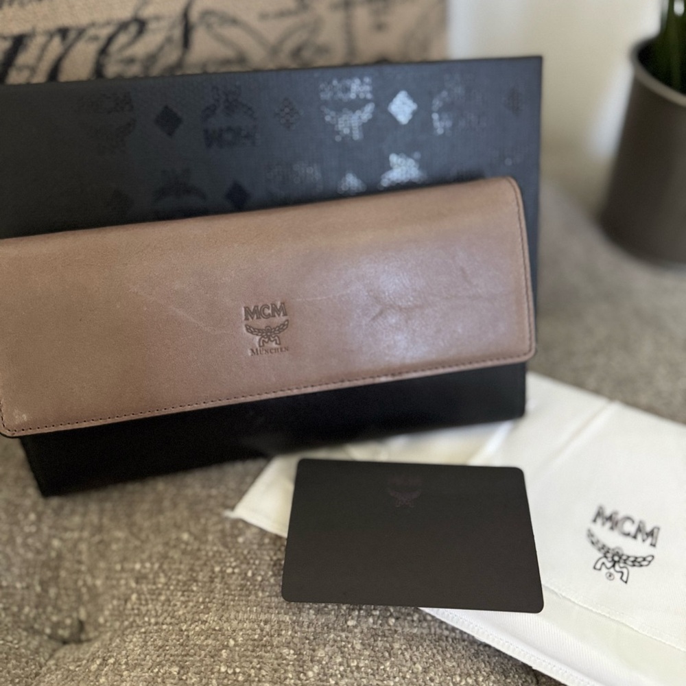 MCM Tan/black leather wallet